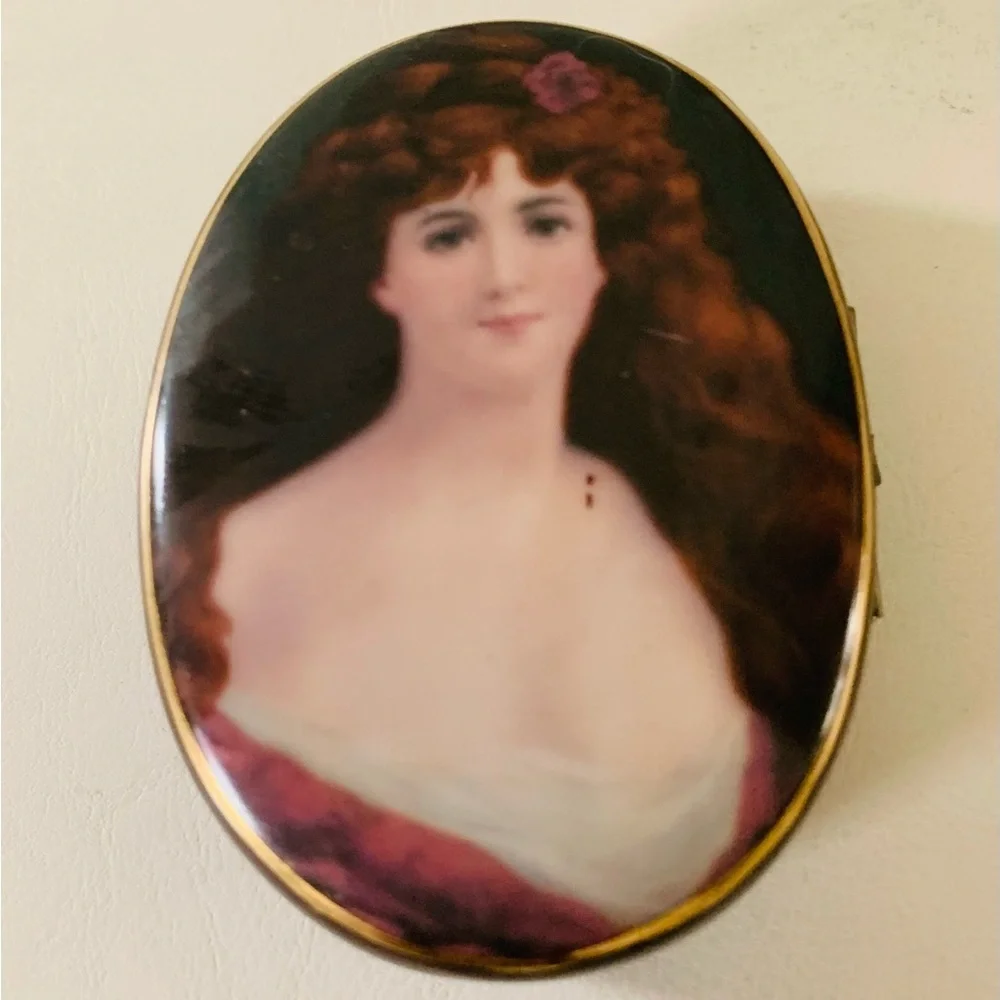 Rare Antique 1910 Porcelain Oval Jewelry Trinket Box